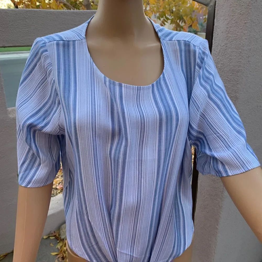 Express Blue And White Striped Tie Front Top Size Large Short Sleeve Cropped